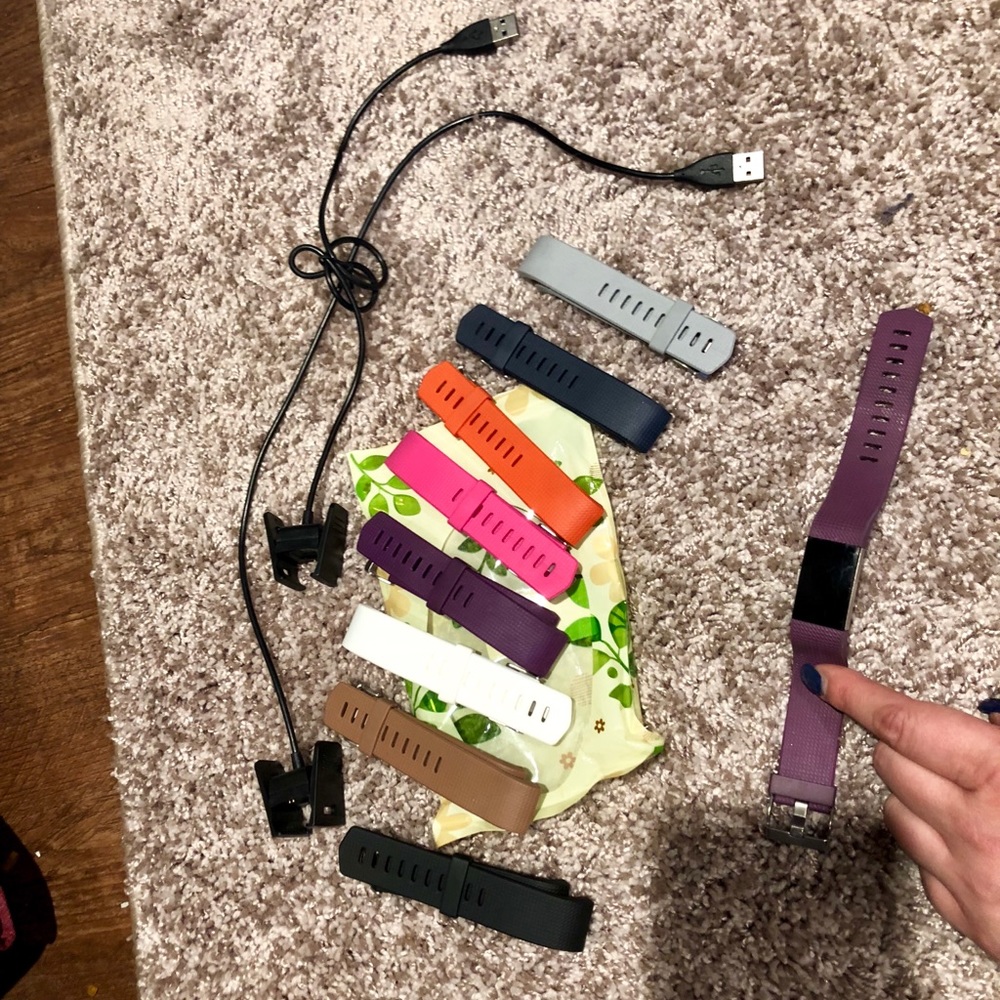 Fitbit Charge 2 + Accessories
